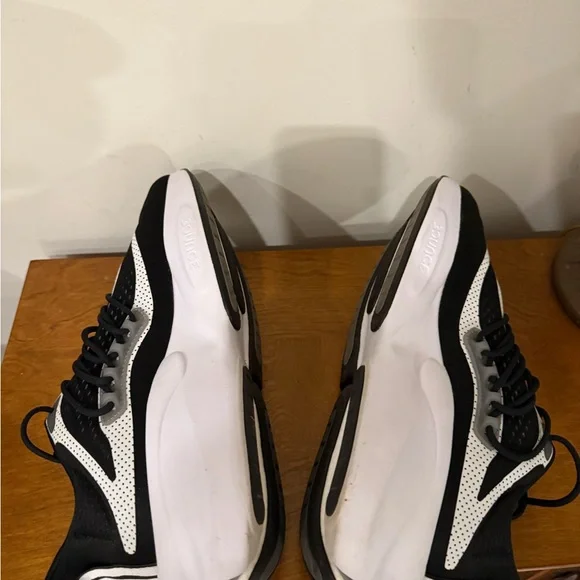 adidas AlphaBoost V1 Low Black White - HQ4517  men’s 10 - Picture 6 of 7